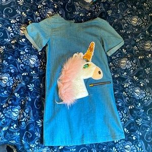 Beautiful causal dress to wear! Your kids will love!!